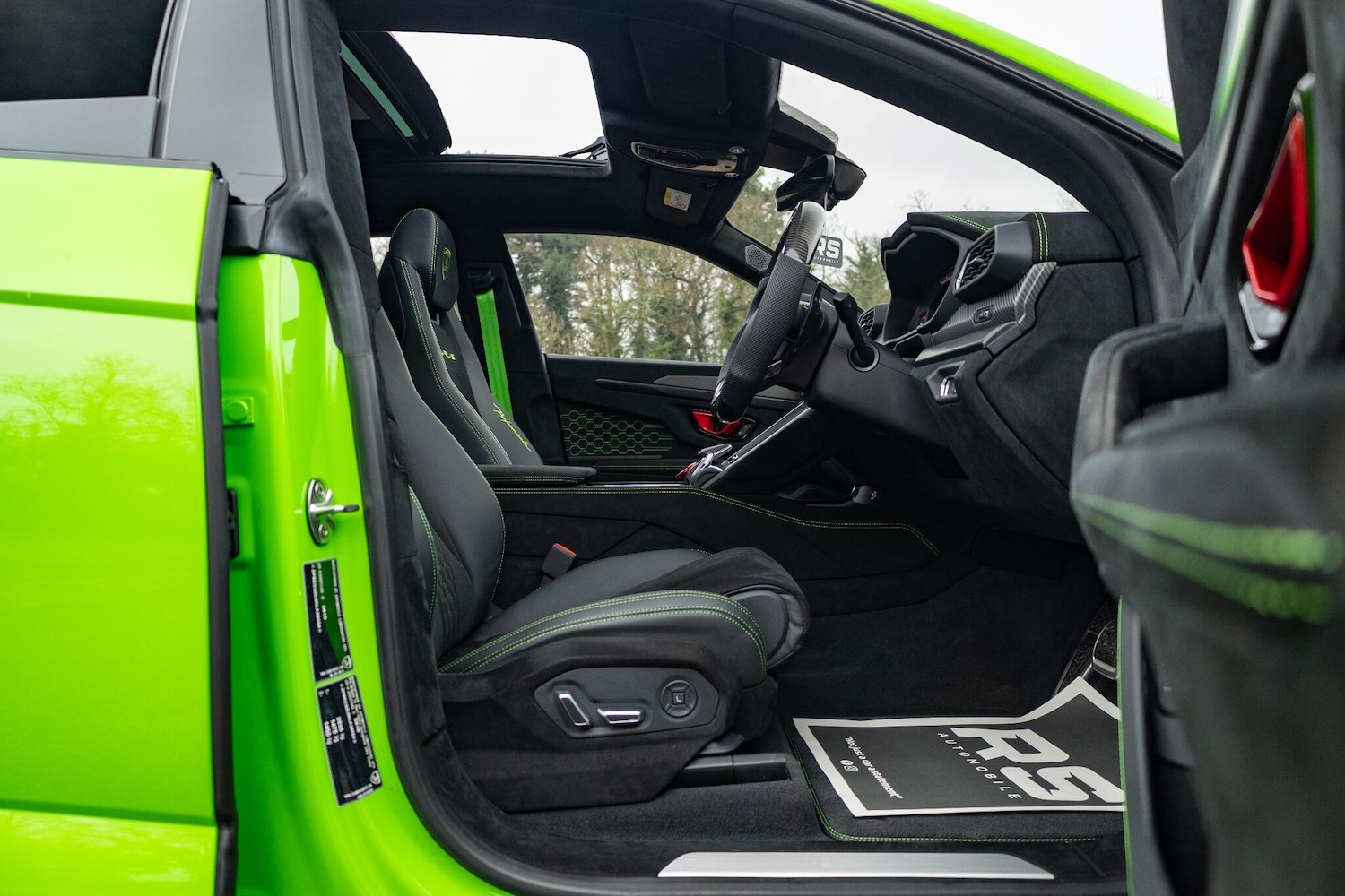 Used Lamborghini Urus 2025 for sale - 77254916: Photo 12