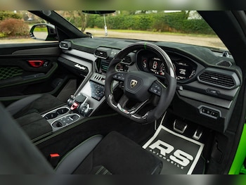 Used Lamborghini Urus 2025 for sale - 77254916: Photo