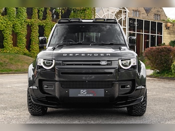 Used Land Rover Defender 110 2025 for sale - 75720235: Photo