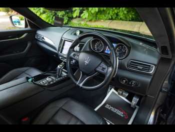 Used Maserati Levante 2019 for sale - 74618454: Photo