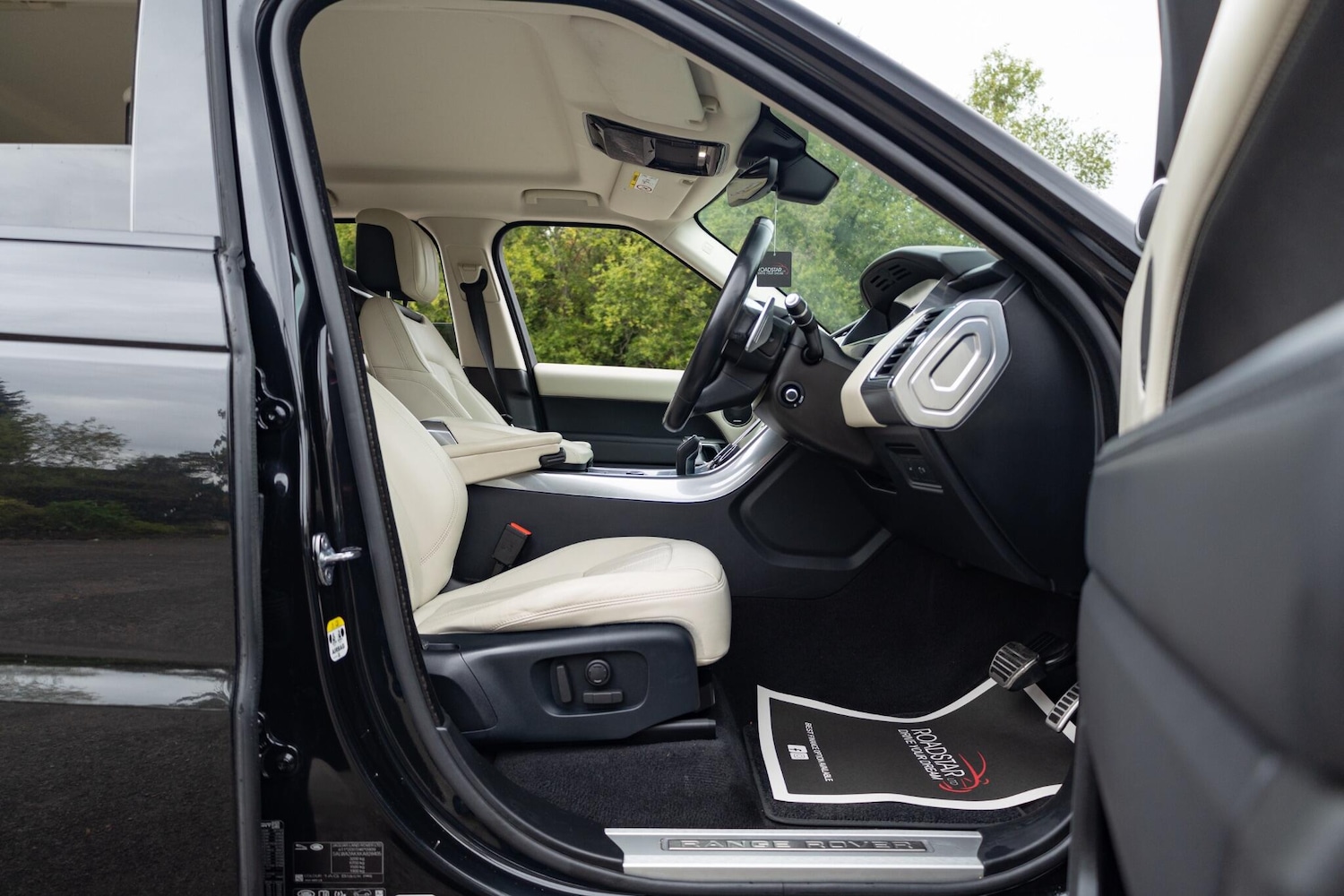 Used Land Rover Range Rover Sport 2018 for sale - 76997135: Photo 10