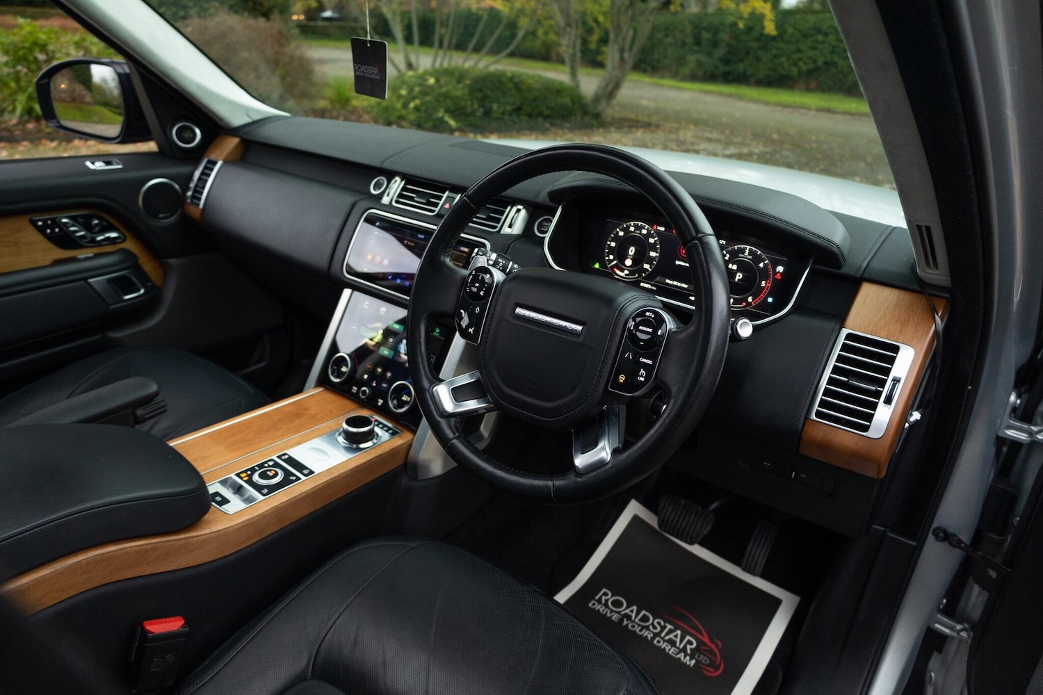 Used Land Rover Range Rover for sale - 76714327: Photo 2