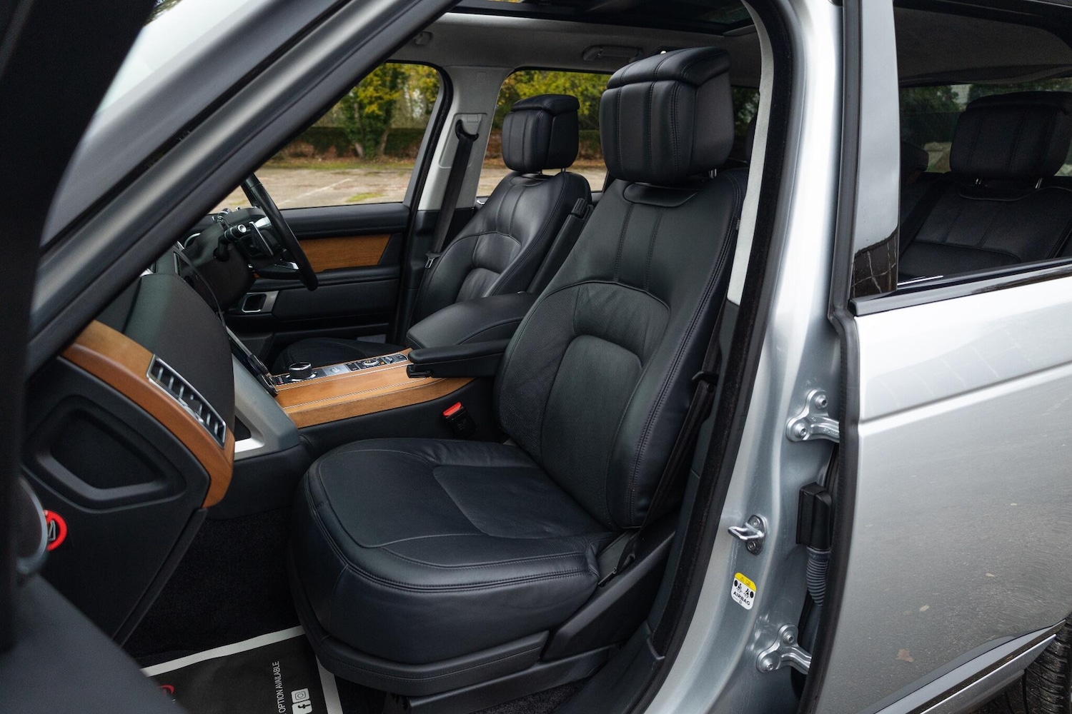 Used Land Rover Range Rover for sale - 76714327: Photo 37