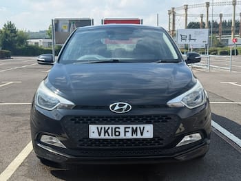 Used Hyundai i20 2016 for sale - 79651942: Photo