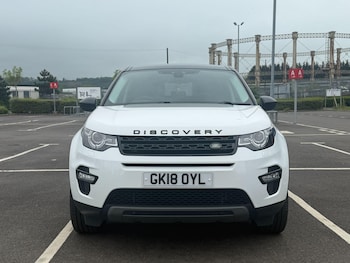 Used Land Rover Discovery Sport 2018 for sale - 78947366: Photo