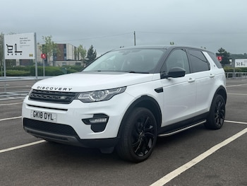 Used Land Rover Discovery Sport 2018 for sale - 78947366: Photo