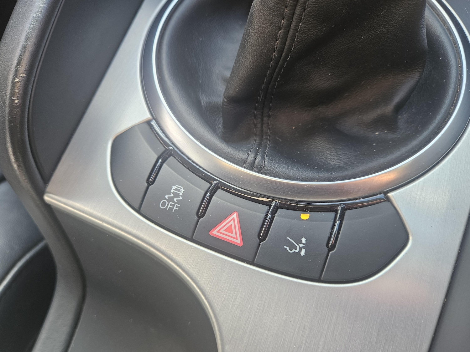 Used Audi TT 2010 for sale - 78117068: Photo 35