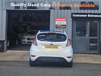 Used Ford Fiesta 2016 for sale - 75877101: Photo