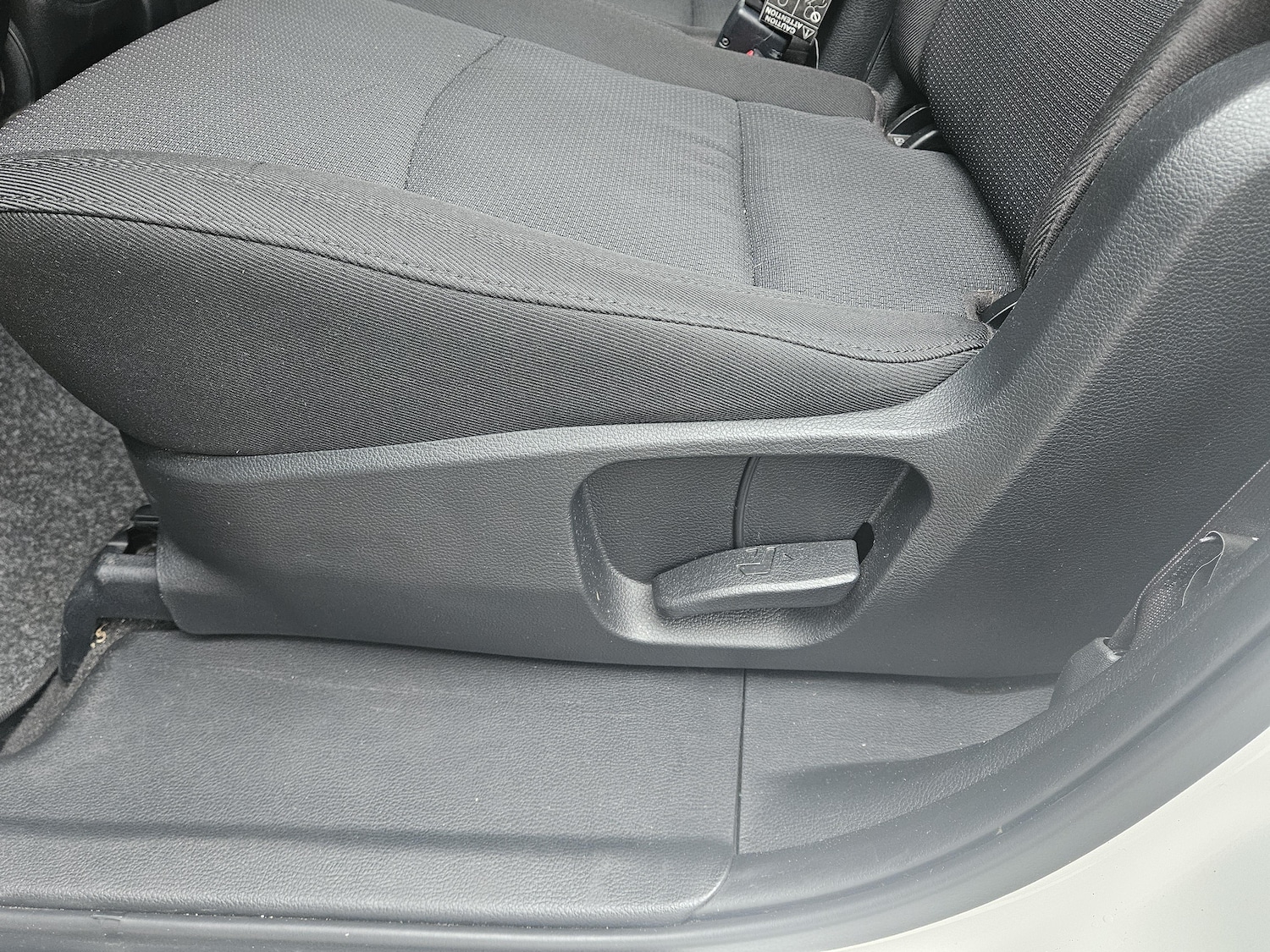 Used Kia Carens 2015 for sale - 77974183: Photo 24