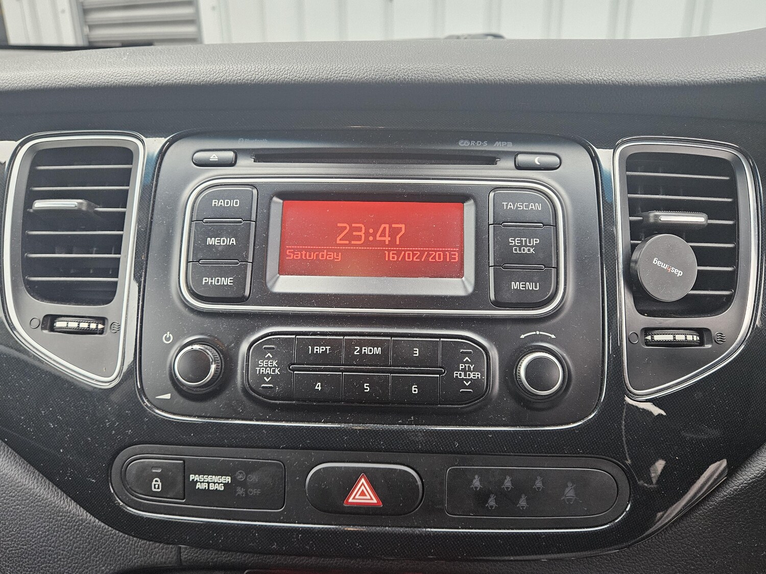 Used Kia Carens 2015 for sale - 77974183: Photo 41