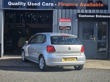 Used Volkswagen Polo 2010 for sale - 75998458: Photo