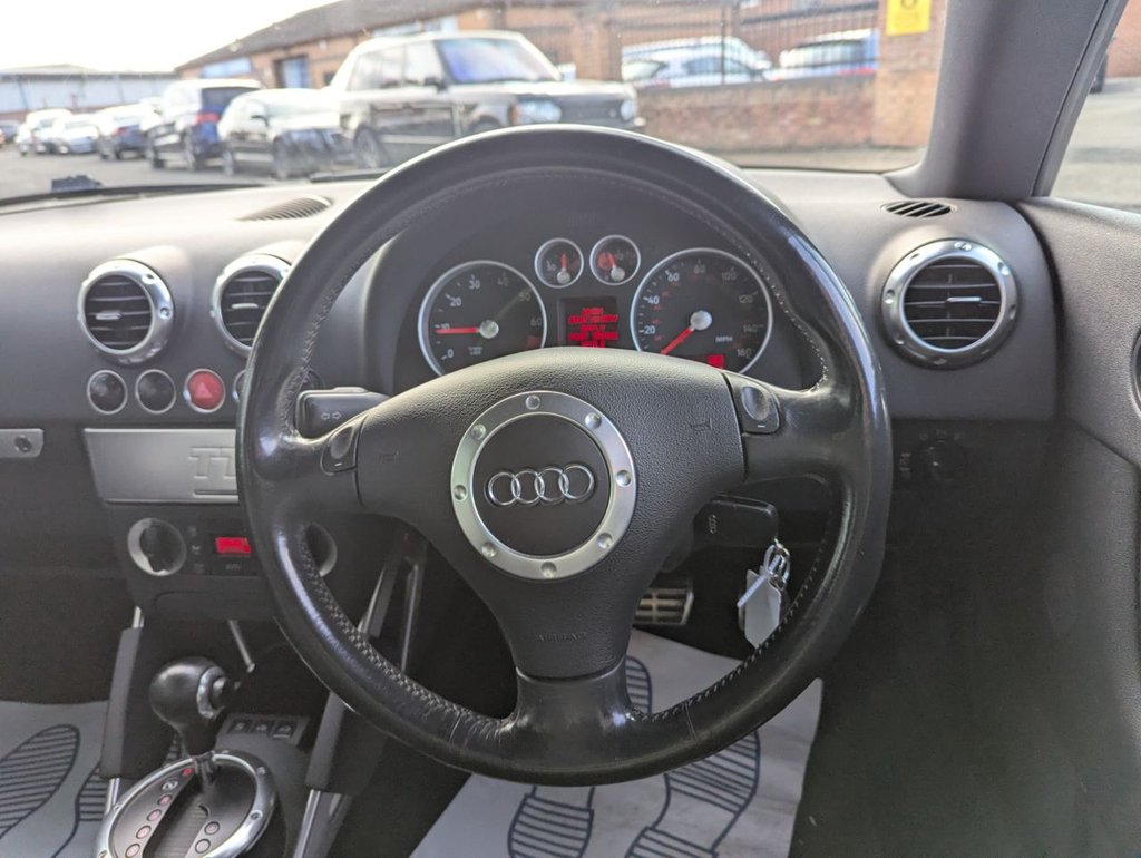 Used Audi TT 2005 for sale - 76367427: Photo 15