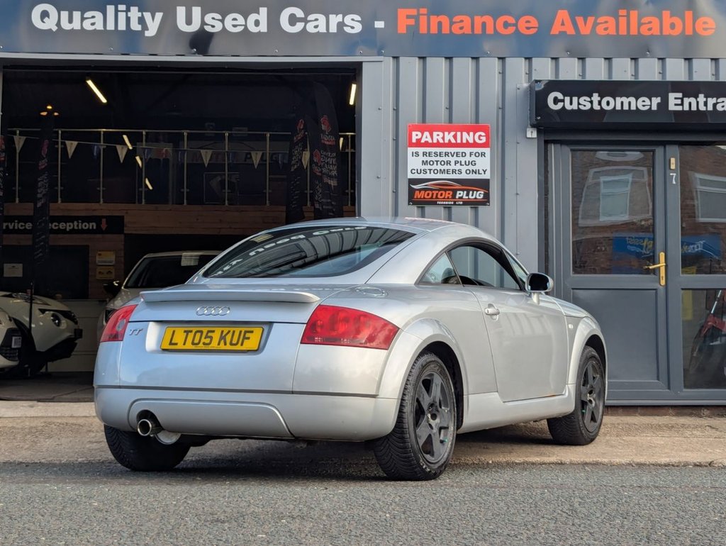 Used Audi TT 2005 for sale - 76367427: Photo 2