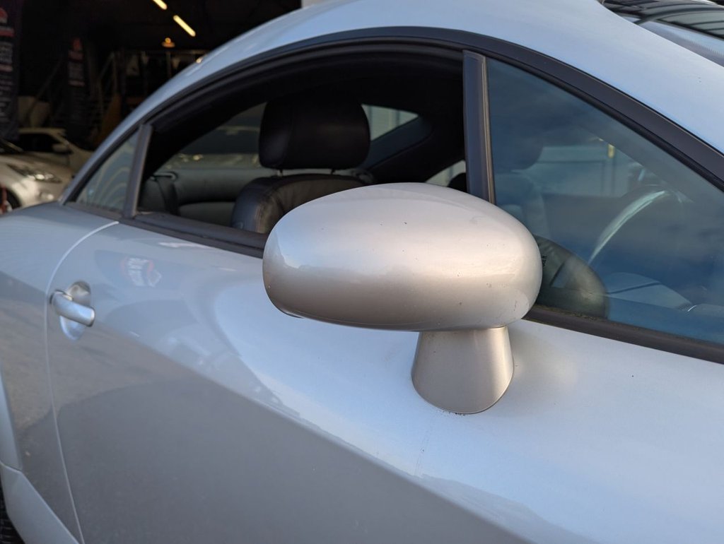 Used Audi TT 2005 for sale - 76367427: Photo 34