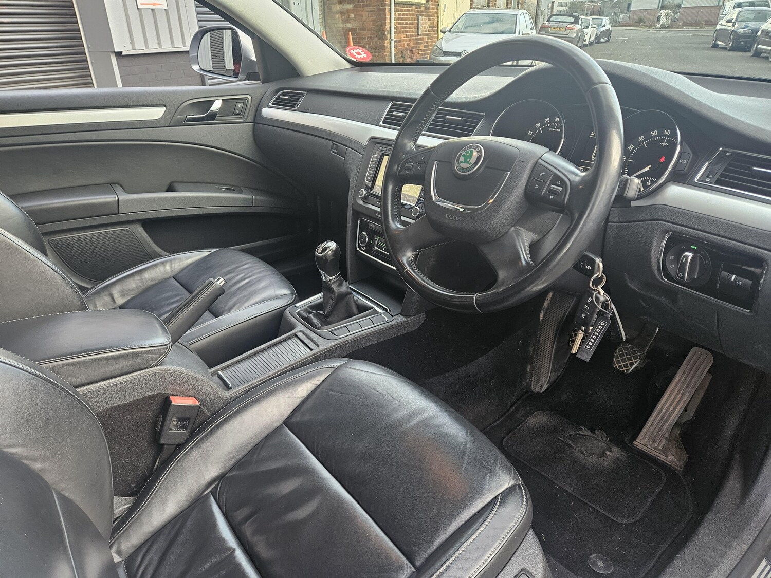 Used Skoda Superb 2013 for sale - 77901319: Photo 25