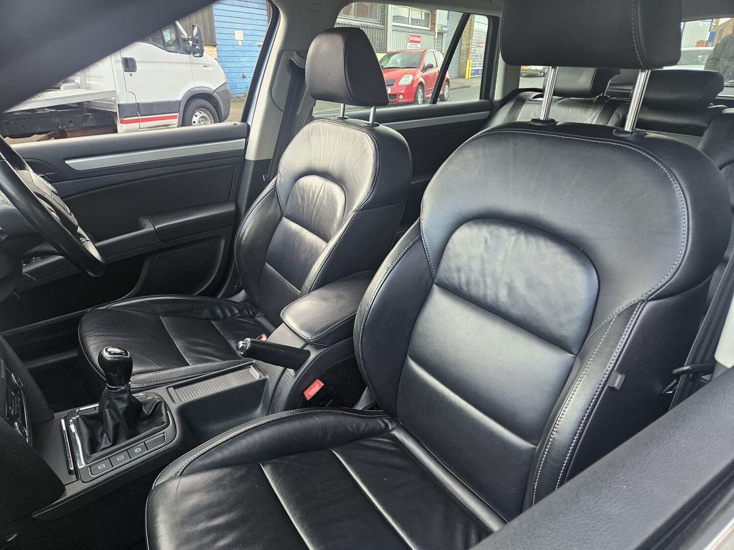 Used Skoda Superb 2013 for sale - 77901319: Photo 36