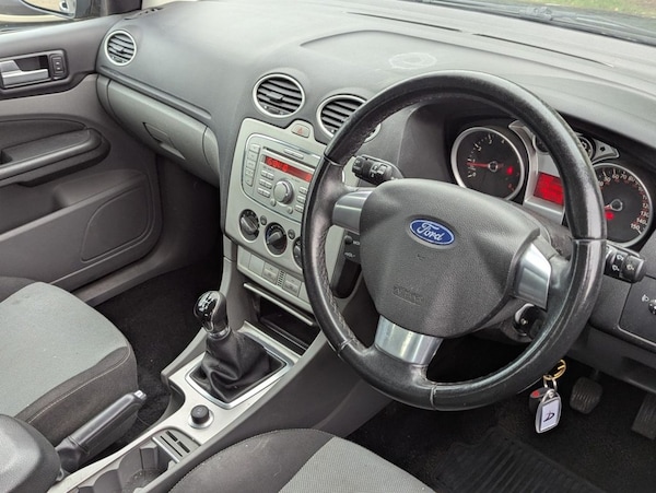 Used Ford Focus 2009 for sale - 76267414: Photo 11