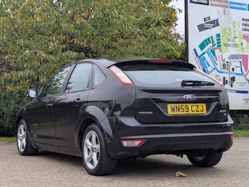 Used Ford Focus 2009 for sale - 76267414: Photo 2