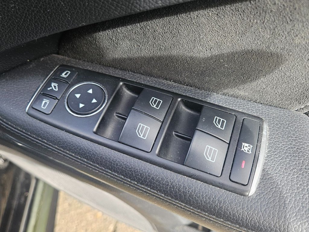 Used Mercedes-Benz E Class 2013 for sale - 77703939: Photo 19