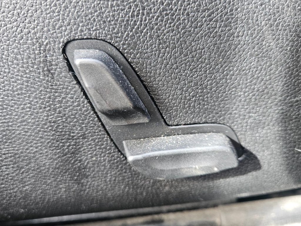 Used Mercedes-Benz E Class 2013 for sale - 77703939: Photo 20