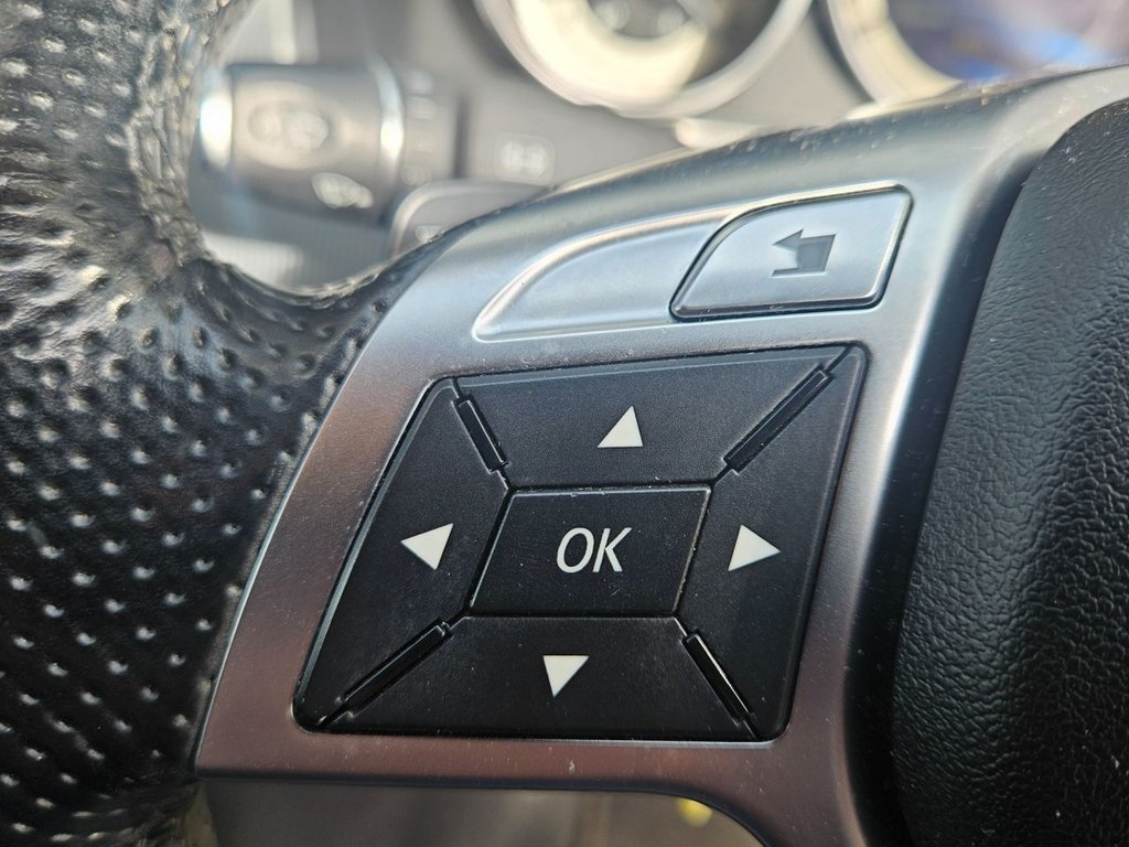 Used Mercedes-Benz E Class 2013 for sale - 77703939: Photo 22