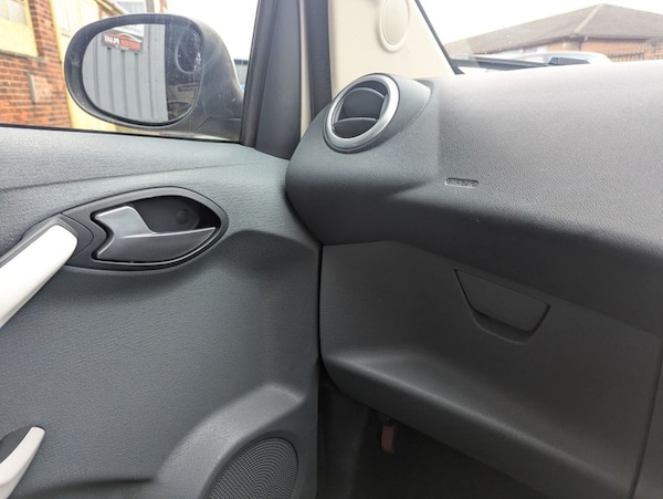 Used Ford Ka 2011 for sale - 76148143: Photo 29