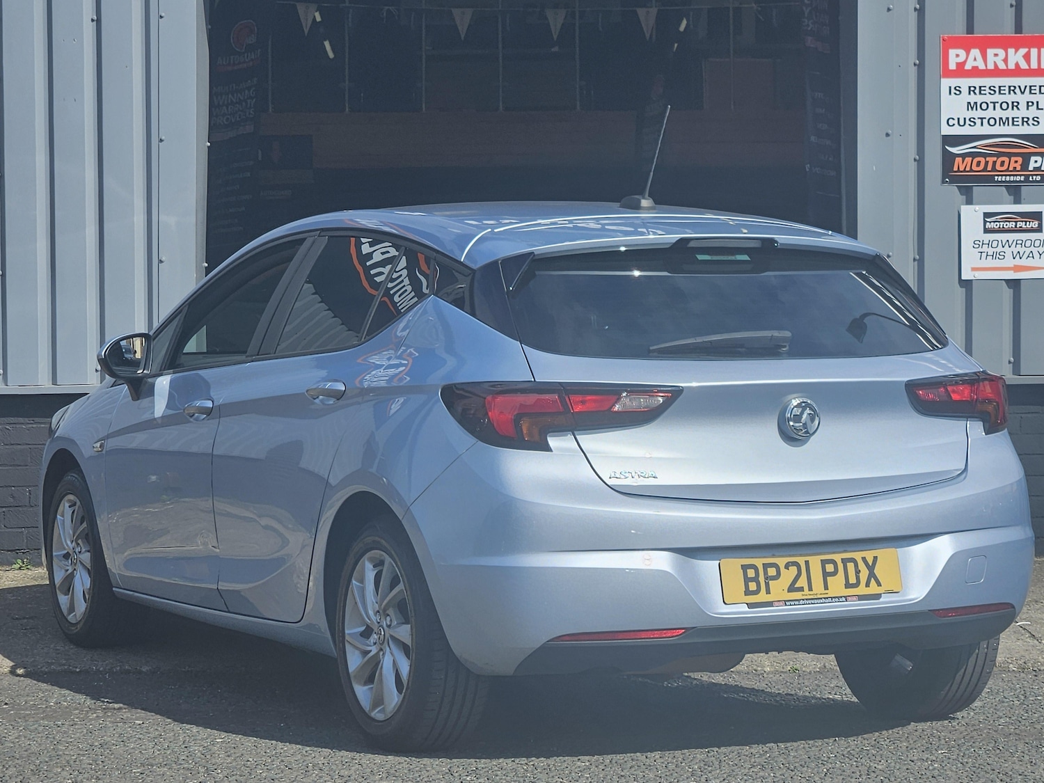 Used Vauxhall Astra for sale - 78117067: Photo 2