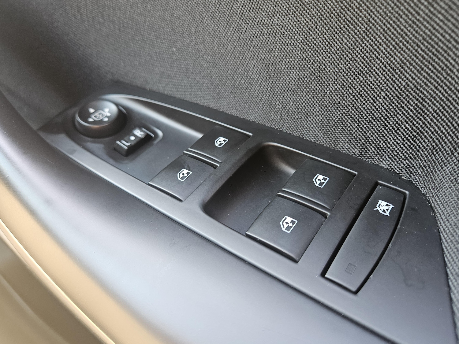 Used Vauxhall Astra for sale - 78117067: Photo 33