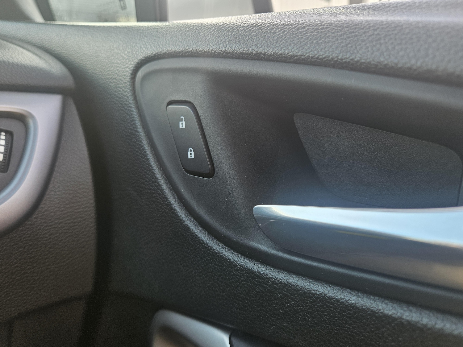 Used Vauxhall Astra for sale - 78117067: Photo 34