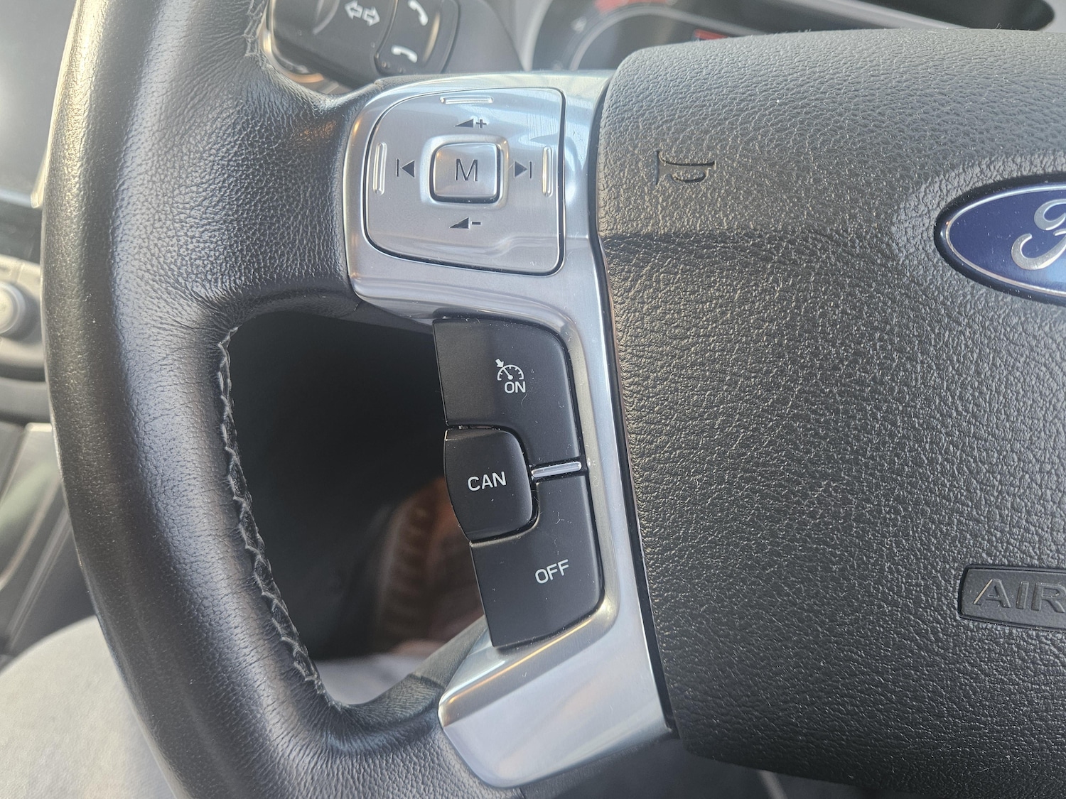 Used Ford Mondeo 2009 for sale - 78171899: Photo 28