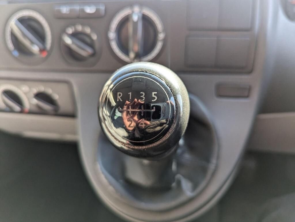 Used Volkswagen Transporter Shuttle 2004 for sale - 76635015: Photo 28