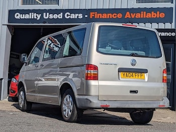 Used Volkswagen Transporter Shuttle 2004 for sale - 76635015: Photo