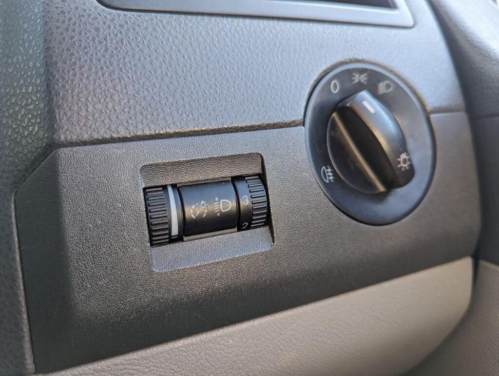 Used Volkswagen Transporter Shuttle 2004 for sale - 76635015: Photo 30