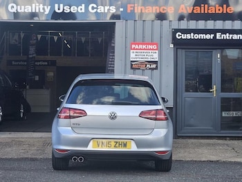Used Volkswagen Golf 2015 for sale - 75823135: Photo
