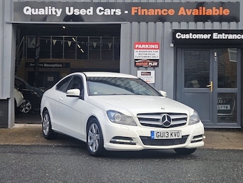 Used Mercedes-Benz C Class 2013 for sale - 76686483: Photo