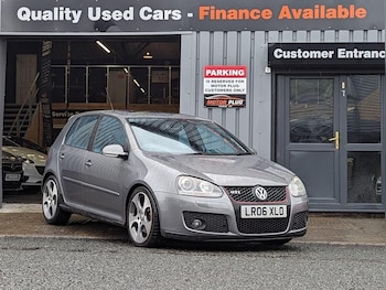 Volkswagen - Golf