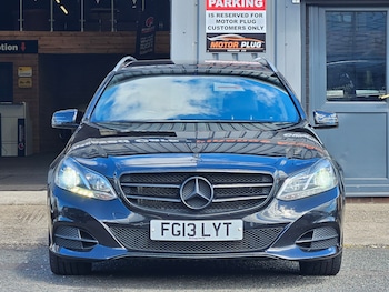 Used Mercedes-Benz E Class 2013 for sale - 78529602: Photo