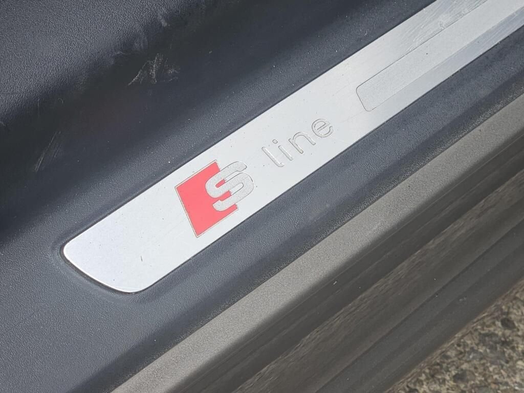 Vehicle 33