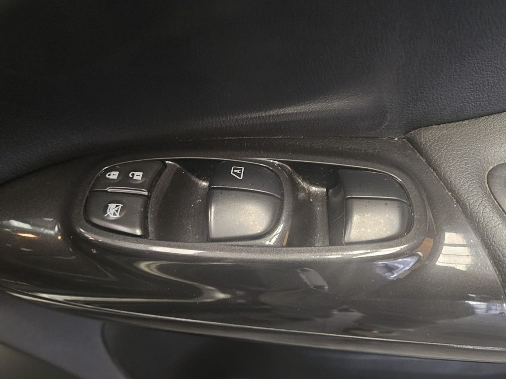 Used Nissan Juke 2016 for sale - 76950551: Photo 19