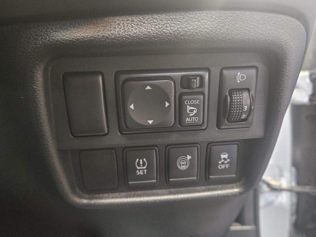 Used Nissan Juke 2016 for sale - 76950551: Photo 21