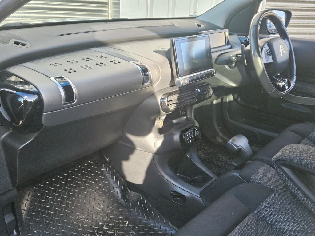 Used Citroen C4 Cactus 2015 for sale - 77636729: Photo 17