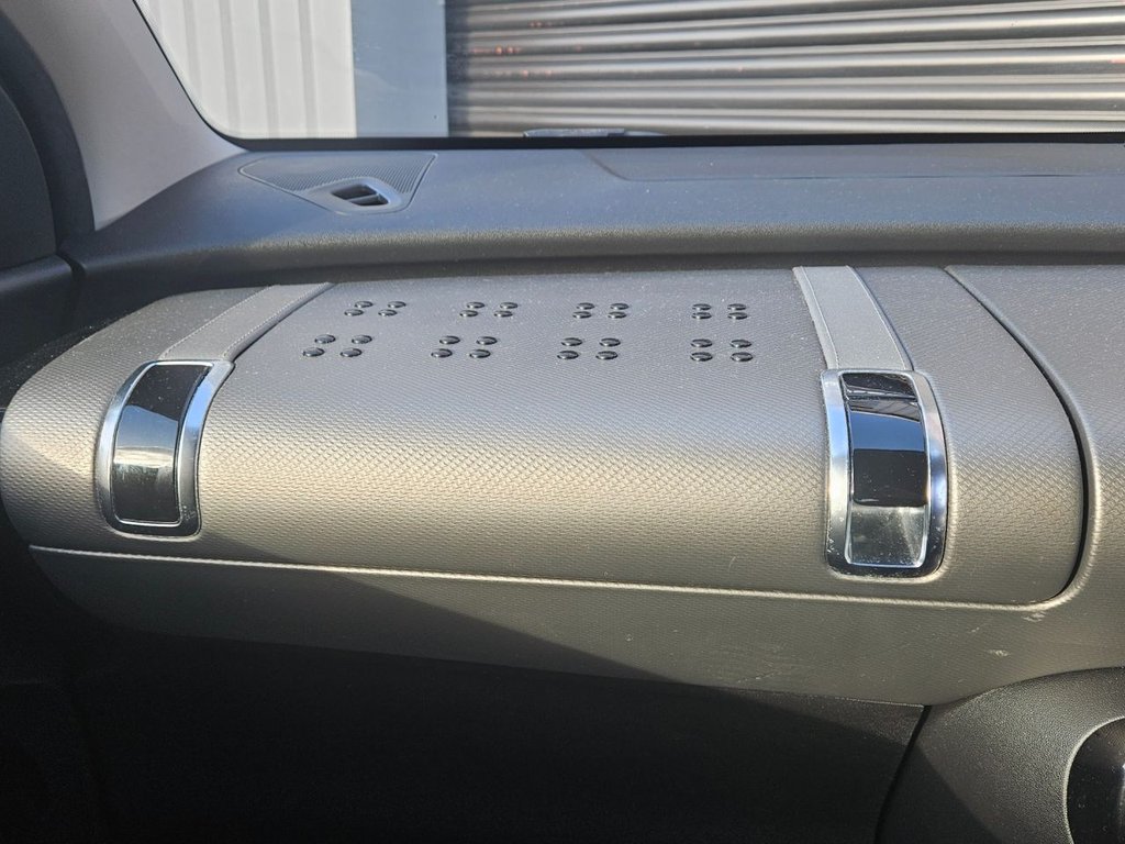 Used Citroen C4 Cactus 2015 for sale - 77636729: Photo 36