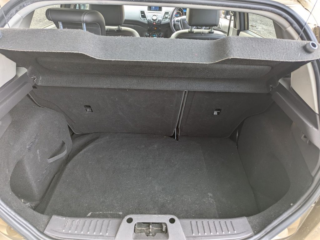 Used Ford Fiesta 2013 for sale - 76635024: Photo 11