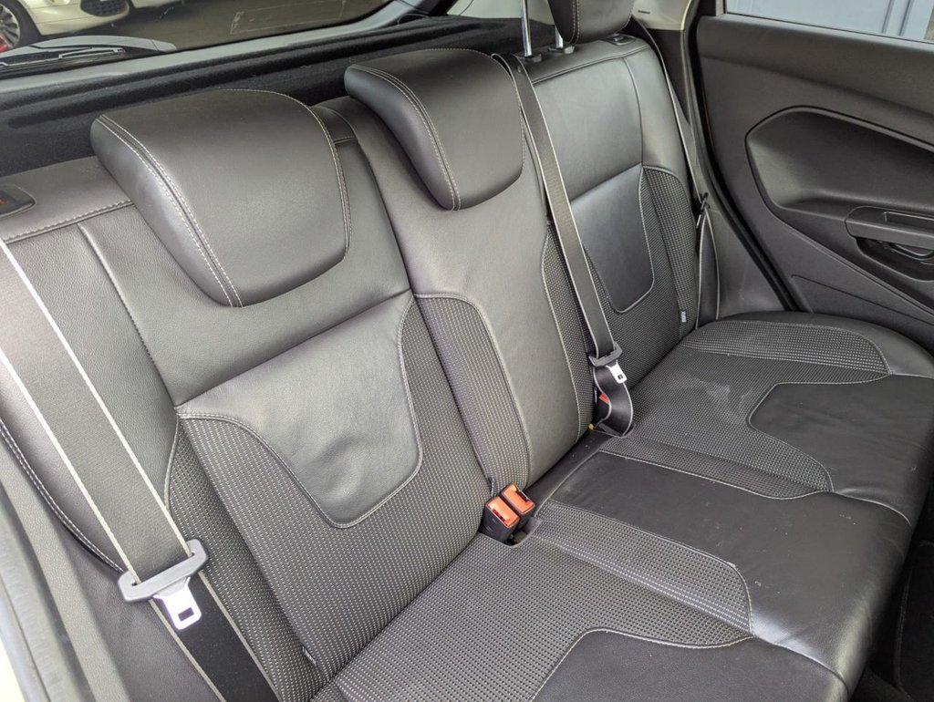 Used Ford Fiesta 2013 for sale - 76635024: Photo 12