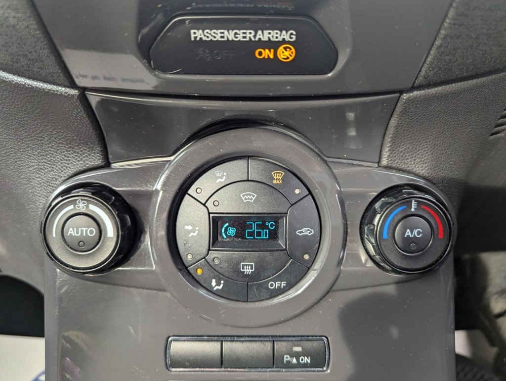 Used Ford Fiesta 2013 for sale - 76635024: Photo 24