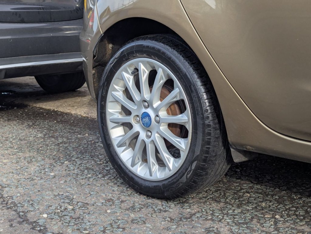 Used Ford Fiesta 2013 for sale - 76635024: Photo 9