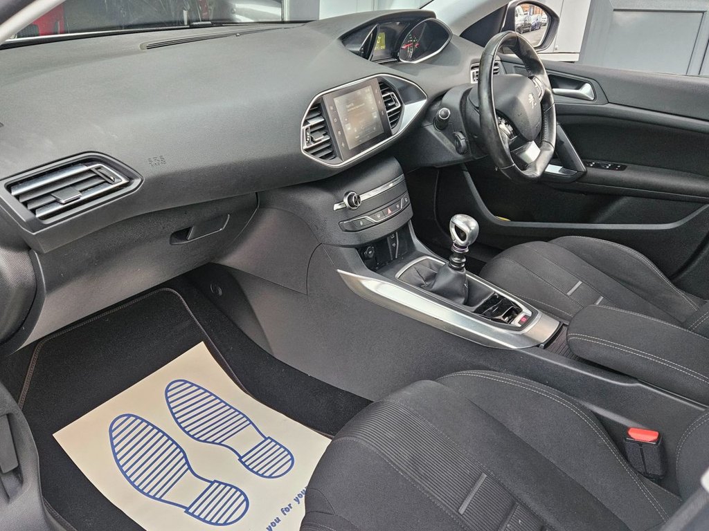 Used Peugeot 308 2014 for sale - 77631921: Photo 10