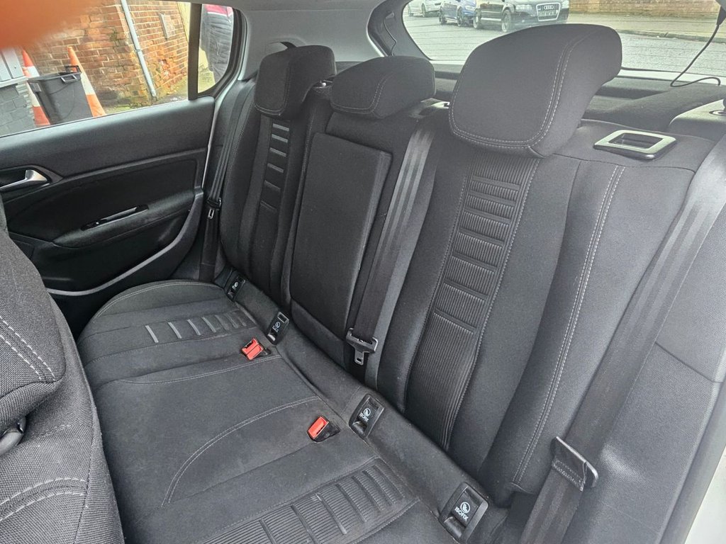 Used Peugeot 308 2014 for sale - 77631921: Photo 14