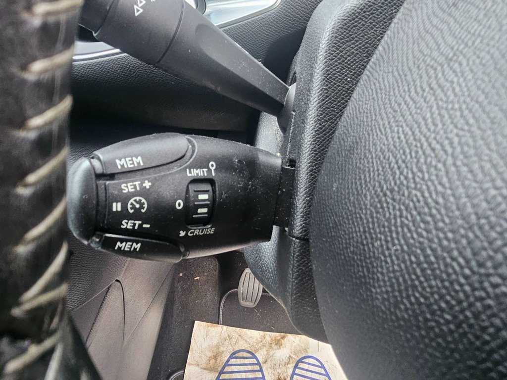 Used Peugeot 308 2014 for sale - 77631921: Photo 31