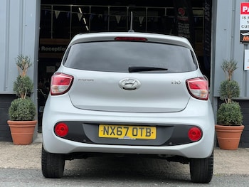 Used Hyundai i10 2017 for sale - 78977372: Photo